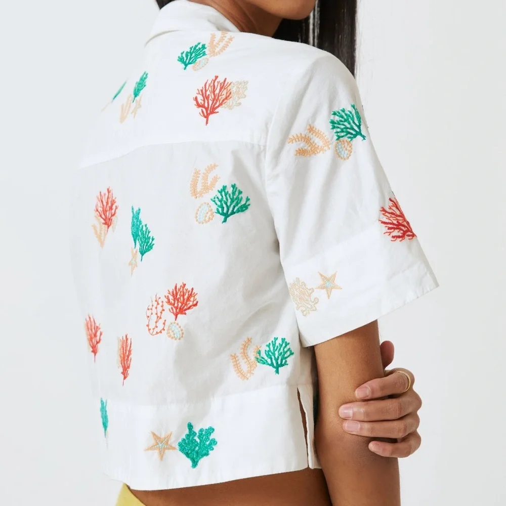 *Anthropologie Maeve Cropped Surf Shirt